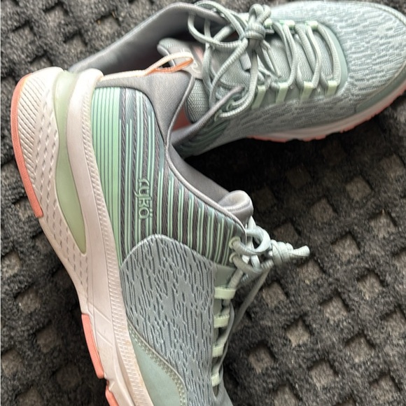 Ryka Women's Athletic Shoes - Picture 2 of 3